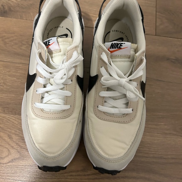 Nike Waffle Debut Sneakers-NEVER WORN - Picture 3 of 4